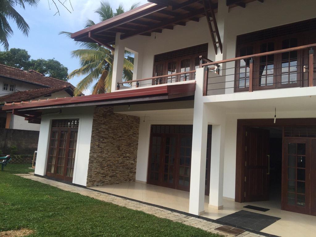 Hasara Villa One Polgasowita Экстерьер фото